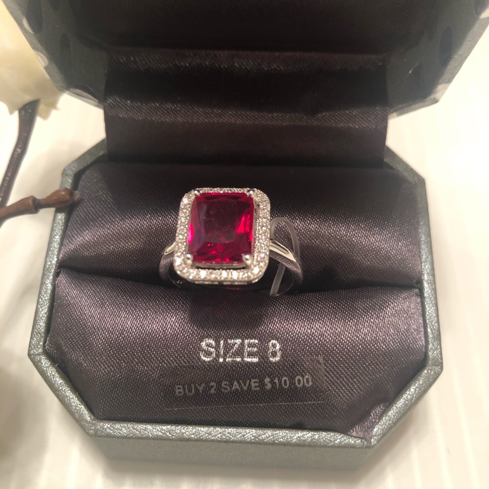 Cubic Zirconia Fashion Ring Size 8